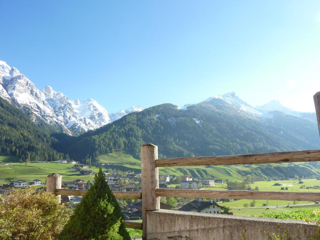 Ferienhaus Stubaiblick Neustift im Stubaital Eksteriør bilde